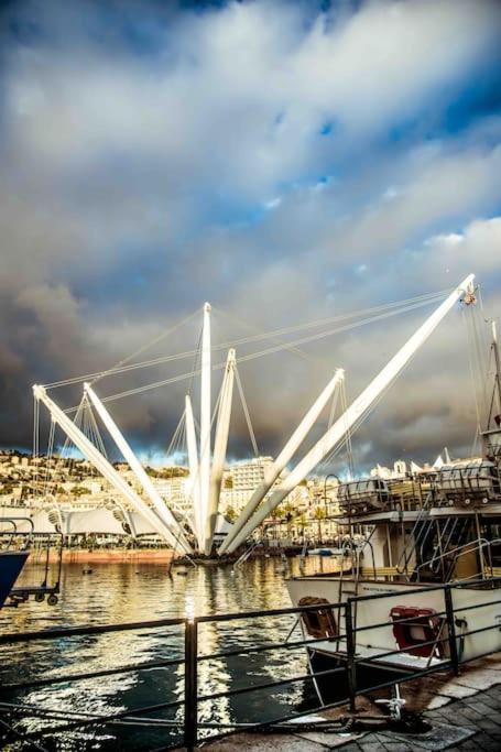 La Finestra Sul Cielo Del Porto Antico Di Genova Apartment Екстериор снимка